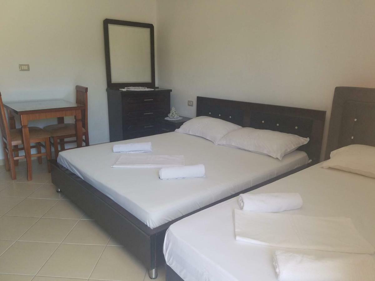 Guesthouse Emanuel Ksamil Ngoại thất bức ảnh