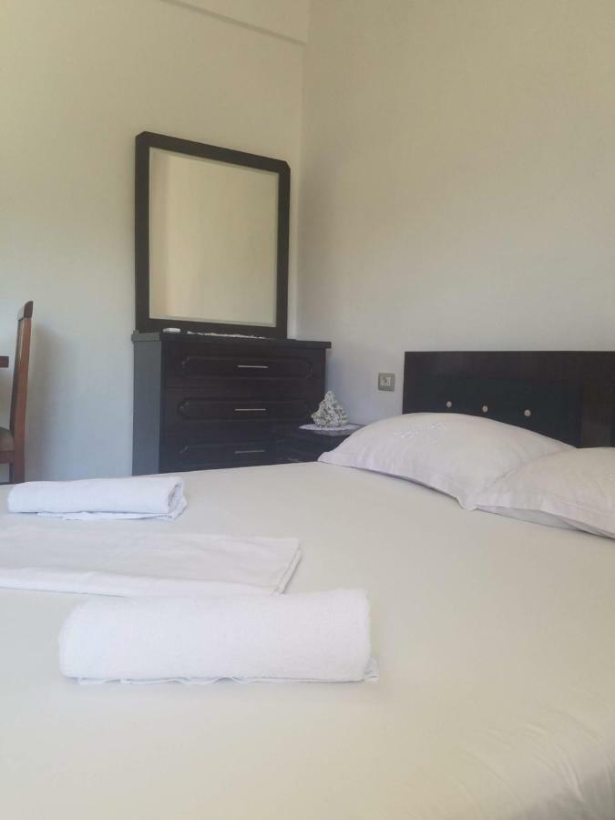 Guesthouse Emanuel Ksamil Ngoại thất bức ảnh